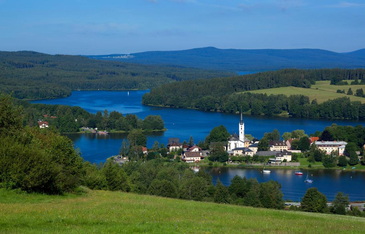 Hotel Frymburk Esterno foto